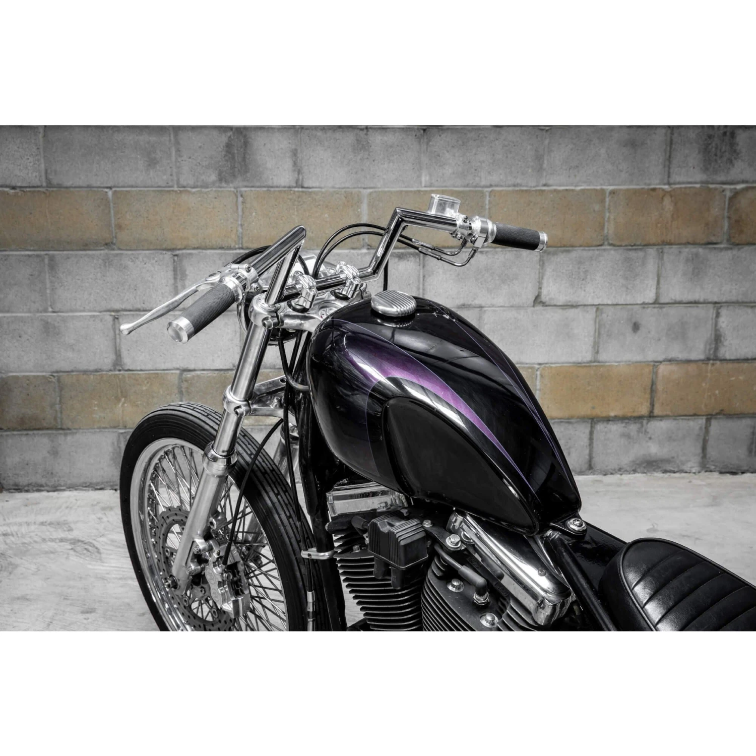 Finned Thread-In Gas Cap For Harley-Davidson 1996 & Later - Polished - Image 13