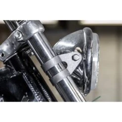 Side Mount Headlight Bracket Set For Harley 39mm Narrow Glide Front Forks -Motor Parts Hub 010401 the gasbox side mount headlight bracket set for harley 39mm narrow glide front forks 2 8563ca93 720c 44a2 8bba c95f3a01c4f9