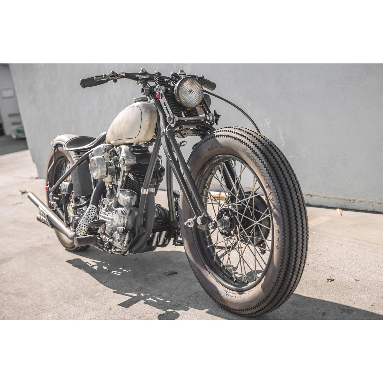 Firestone Deluxe Champion Motorcycle Tire 4.00-19 7 Firestone Deluxe Champion Motorcycle Tire 4.00-19 - Image 7