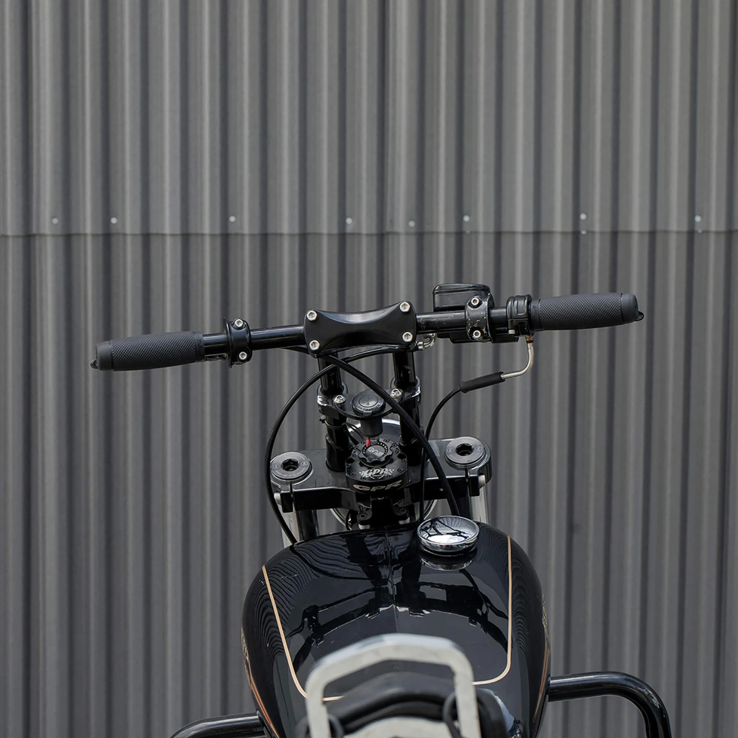 Recoil TPV Grips - Black - 1 Inch 4 Recoil TPV Grips - Black - 1 Inch - Image 4